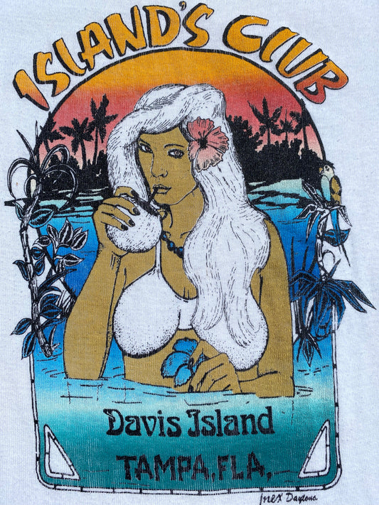 1970s island Club Graphic Tshirt